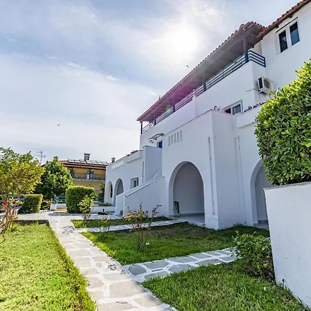 Theo Boutique Hotel Kriopigi