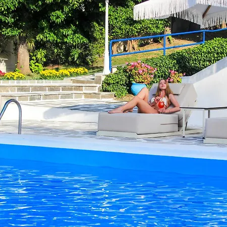 Theo Boutique Hotell