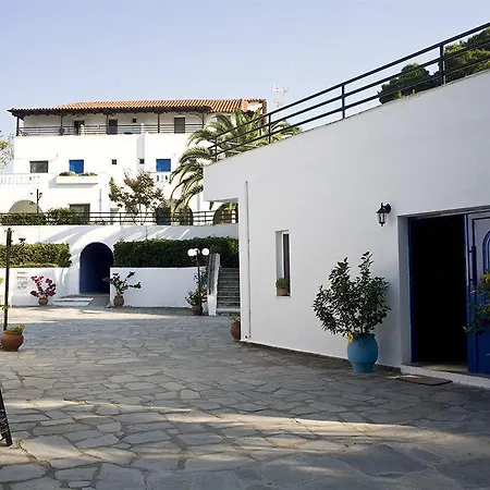 Theo Boutique Hotell