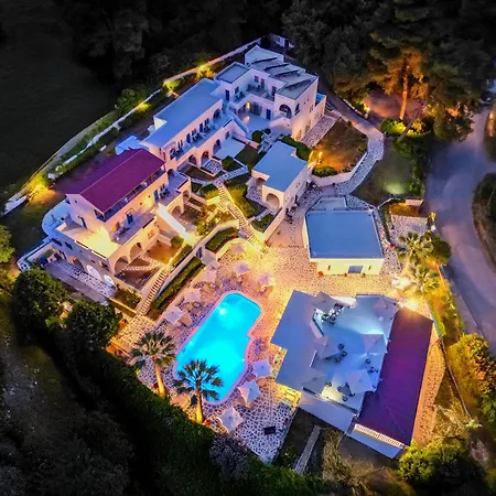 Theo Boutique Kriopigi