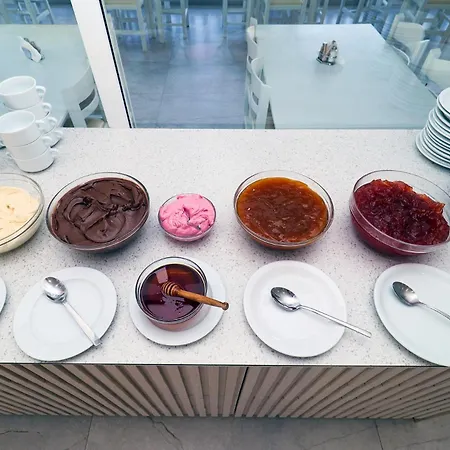 Theo Boutique Kriopigi