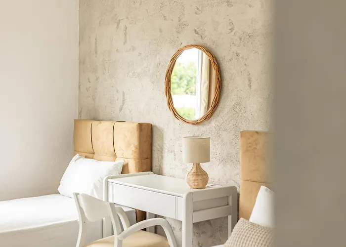 Theo Boutique 3*